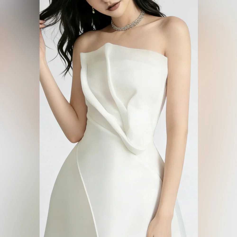 Elegant Strapless White Midi Dress with Draped Bodice - Picture 4 of 7